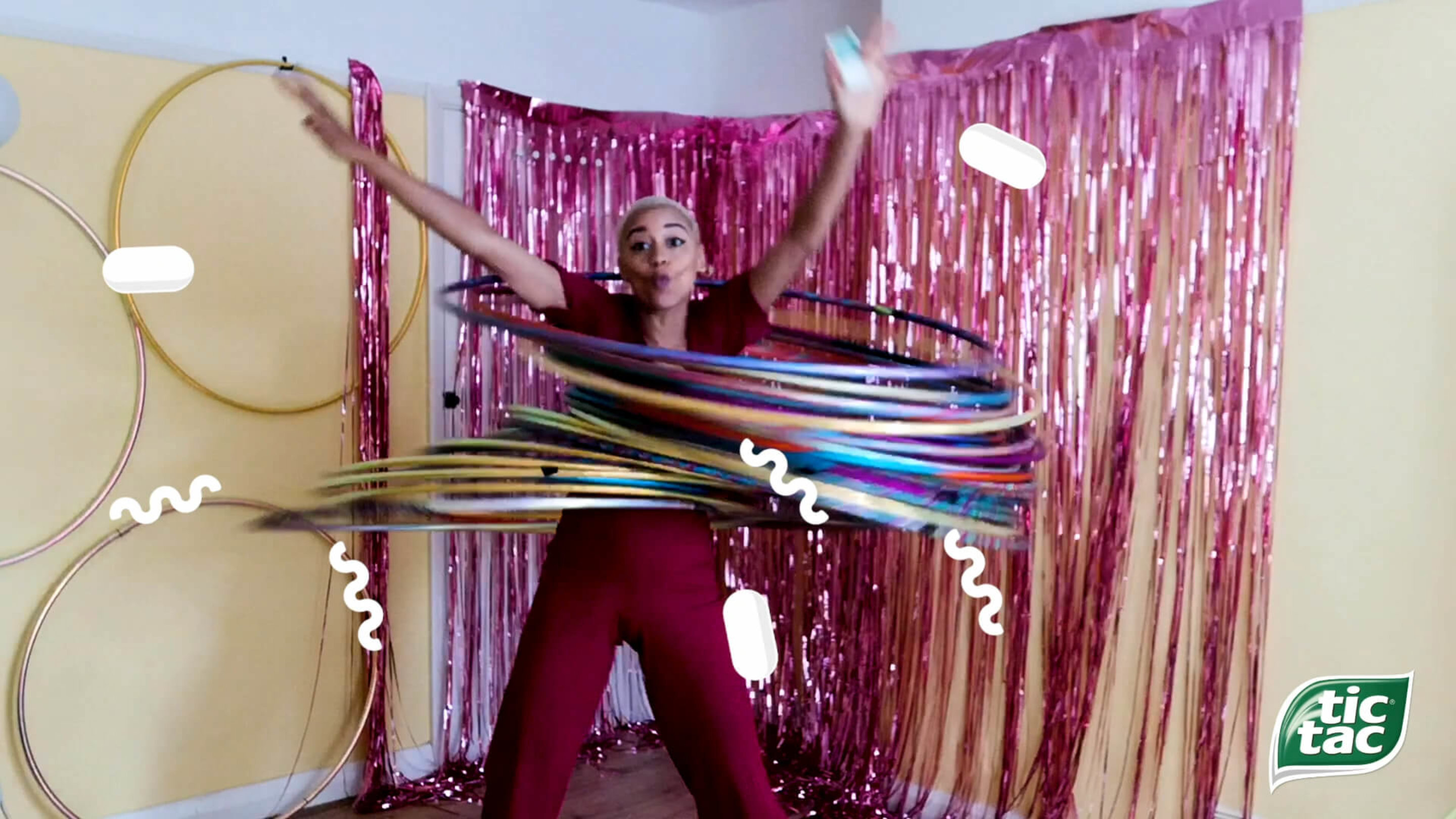 Tictac 01 2880X1620 C Center Tictac 01 2880X1620 C Center